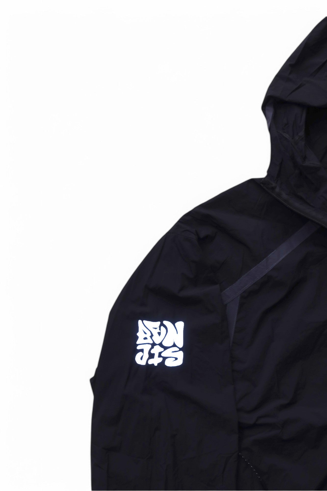 BLACKOUT SHELL [BLACK]