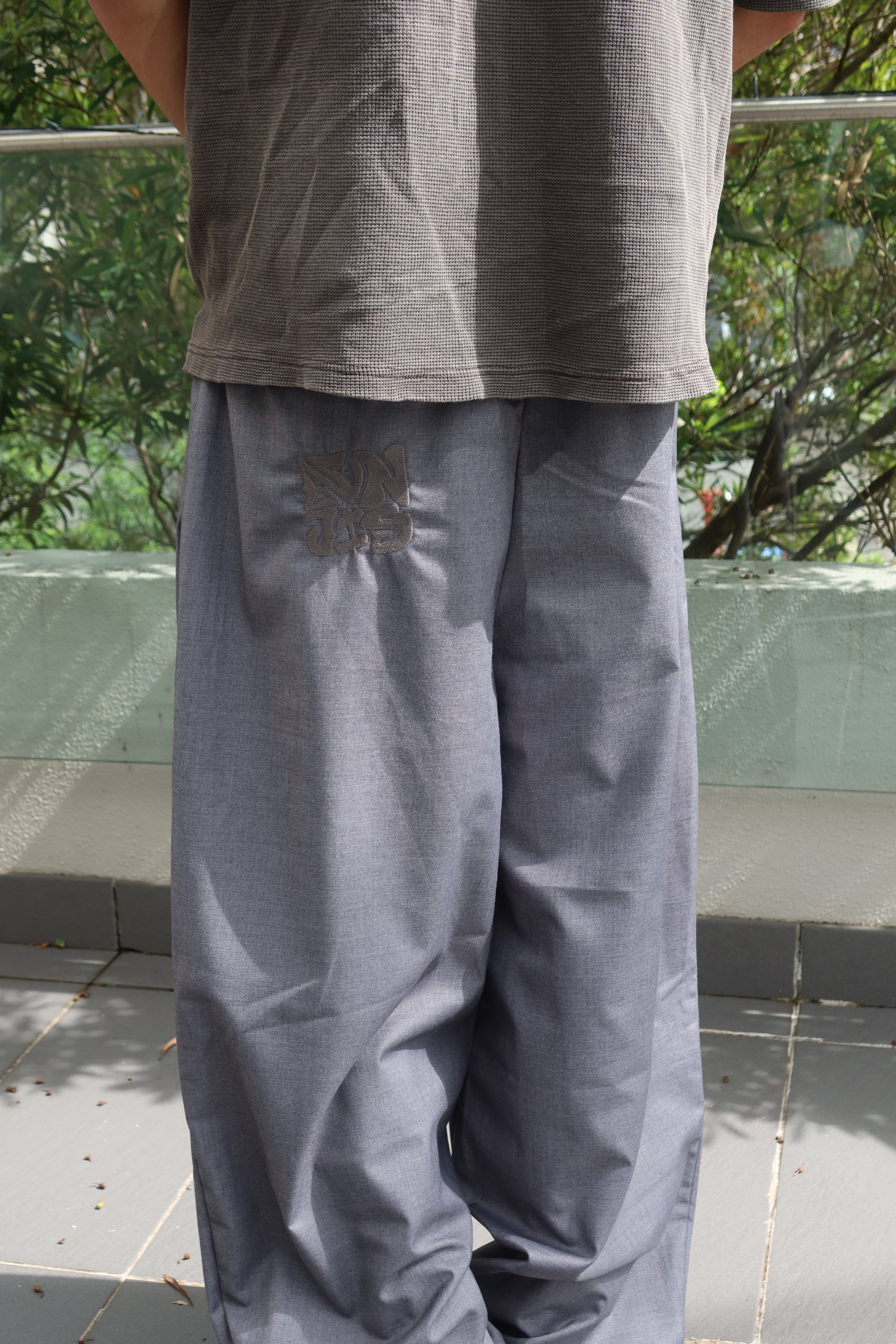 SWITCHER [GREY]